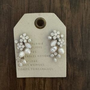 Anthropologie twigs and honey freshwater pearl and crystal cluster earring